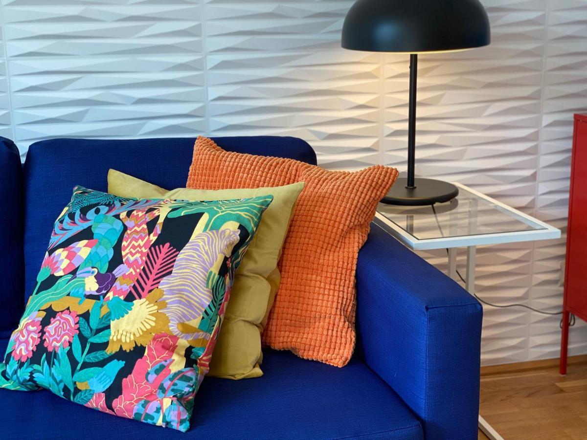 Brand New Cozy Apartment 10 Min To City Center Wina Bagian luar foto